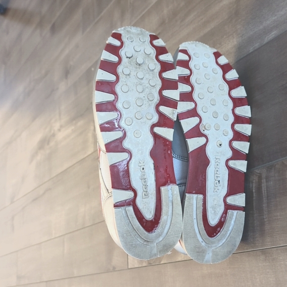 Reebok Classics Sneakers size 6.5 kids USA - Picture 5 of 6